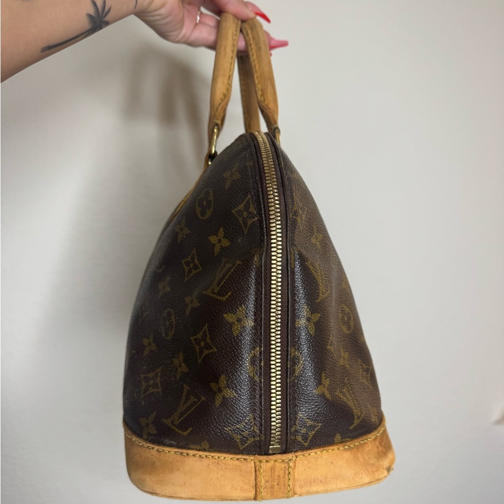 LOUIS VUITTON ALMA PM MONOGRAM TOTE - Picture 3 of 8